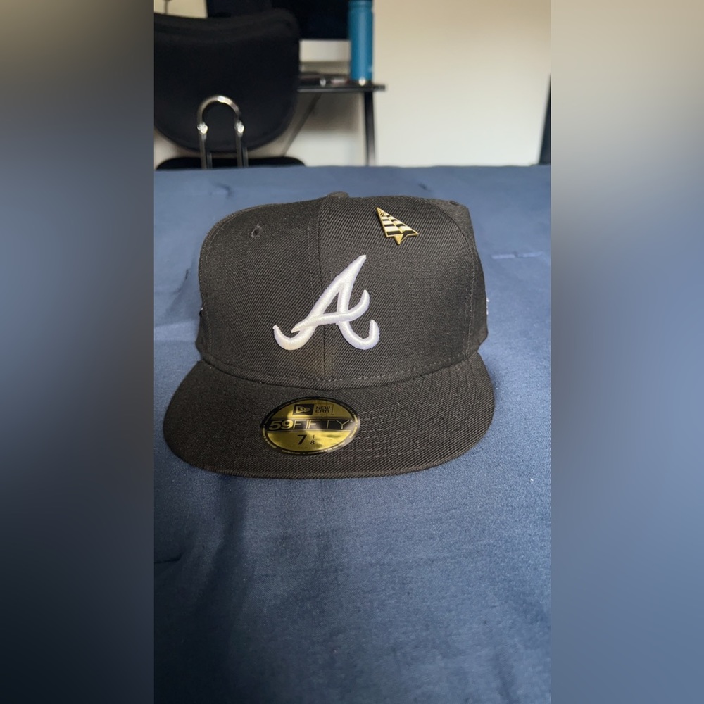 Men’s fitted hat